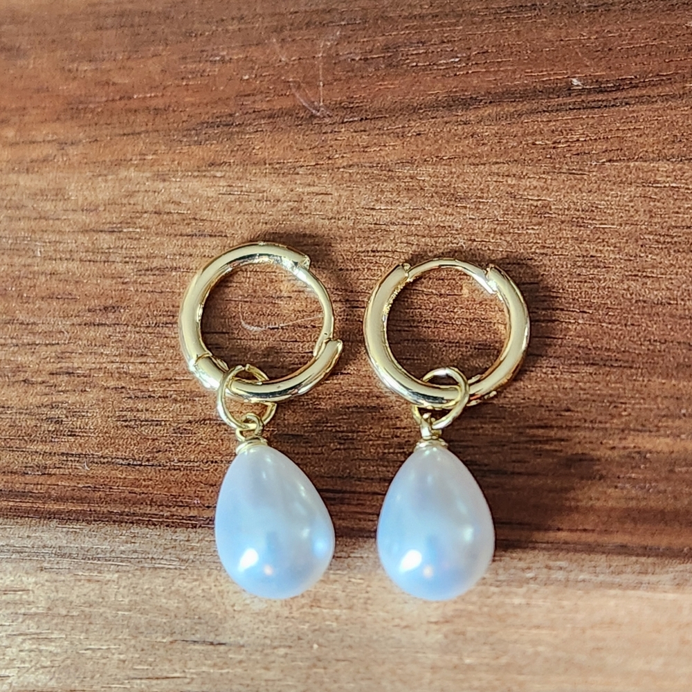 Faux Pearl Drop Earrings